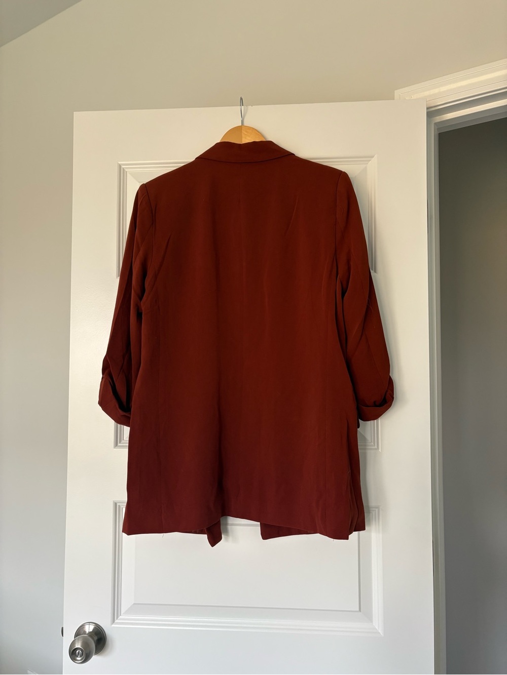Tahari Rust Open-Front Blazer with Roll-Tab Sleeves Size Medium Office Chic - Picture 4 of 6